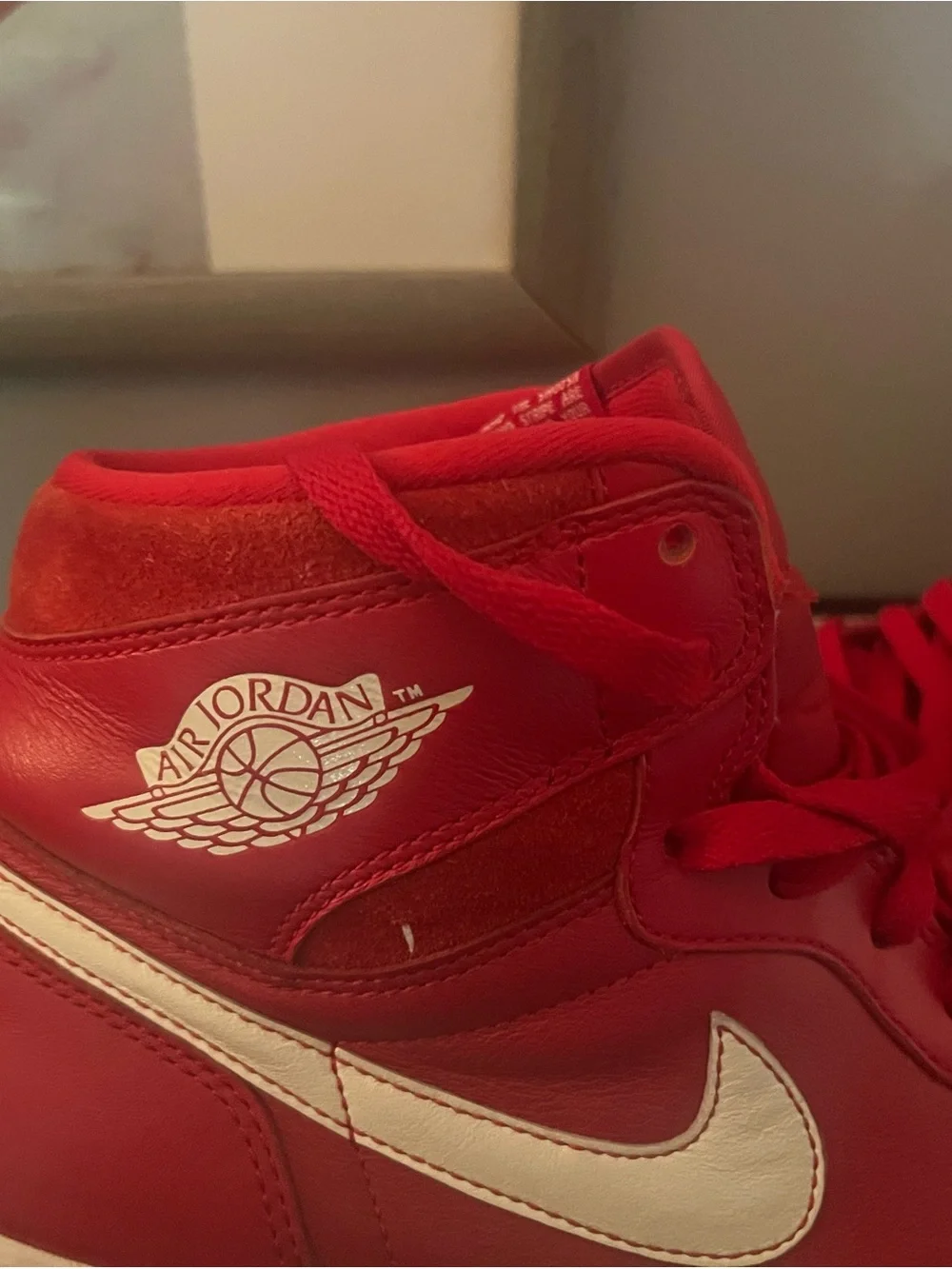 2014 Nike Air Jordan 1 Retro High OG Gym Red - Size 10.5 (Euro Exclusive)